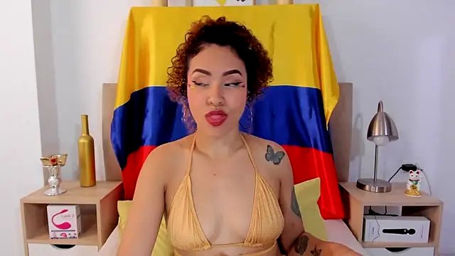 Zoe Gruber online show from 06-27-26, 10:59