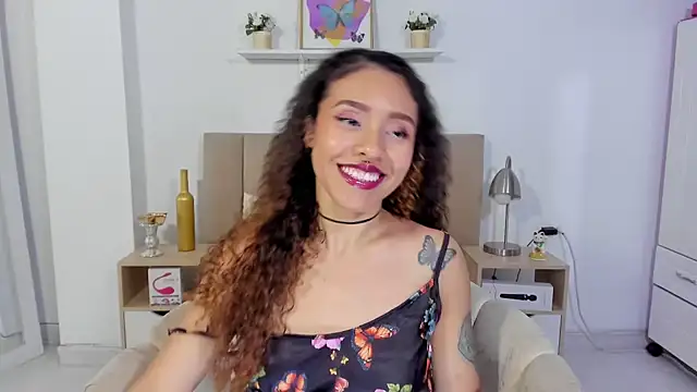 Zoe Gruber online show from 07-08-26, 12:04