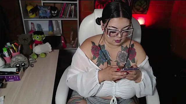 juliette rd online show from 11-22-25, 07:57