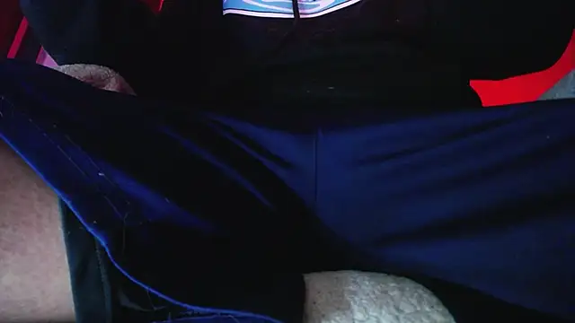 zacwatson  online show from 12-05-25, 01:36