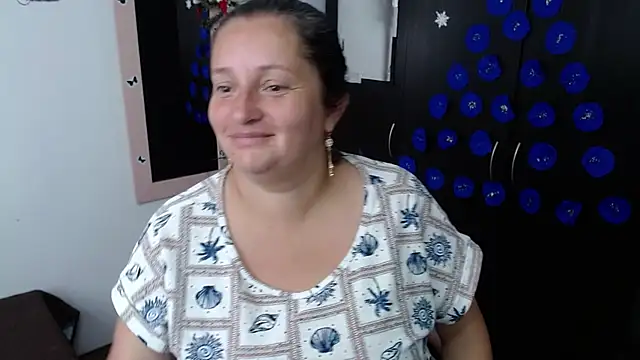 CristialJones  online show from 12-18-25, 02:45