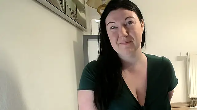 p6w official online show from 04-21-26, 03:46