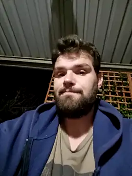 Snapshot of BeardedCubZA chatting on 05-31-26, 06:09 BeardedCubZA online show from 05-31-26, 06:09
