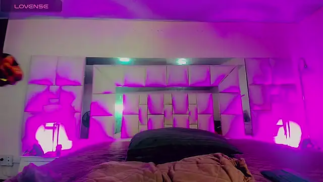  ChanellR  online show from 03-02-26, 11:50