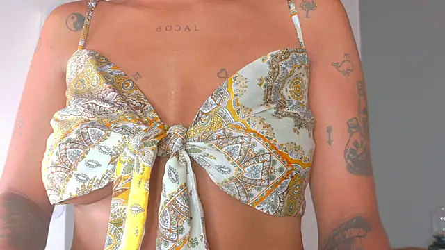 rachellmartinez online show from 12-04-25, 11:41