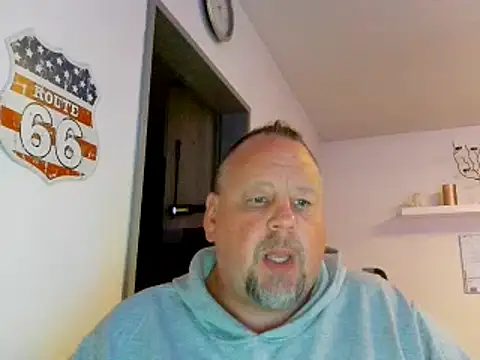 Snapshot of pimmelmann3 chatting on 05-12-26, 08:28 pimmelmann3 online show from 05-12-26, 08:28