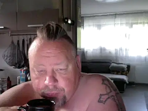 Snapshot of pimmelmann3 chatting on 05-23-26, 04:29 pimmelmann3 online show from 05-23-26, 04:29