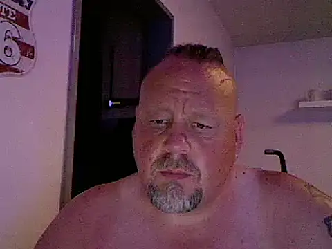 Snapshot of pimmelmann3 chatting on 05-29-26, 09:02 pimmelmann3 online show from 05-29-26, 09:02