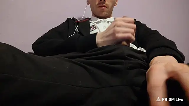  Hocthus  online show from 02-08-25, 02:38