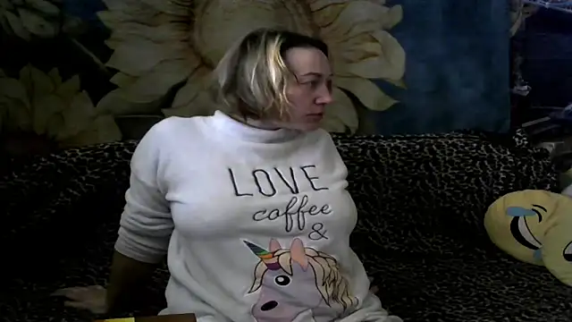 wLESLYMOSw online show from 03-13-26, 11:28