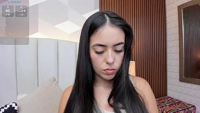 Julietasantos   online show from 09-09-25, 06:40