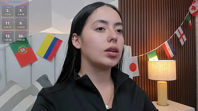Snapshot of Julietasantos__ chatting on 06-19-26, 06:34 Julietasantos online show from 06-19-26, 06:34