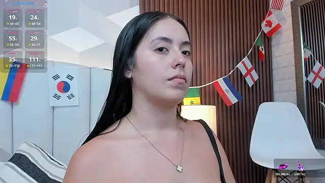 Snapshot of Julietasantos__ chatting on 07-01-26, 06:51 Julietasantos online show from 07-01-26, 06:51