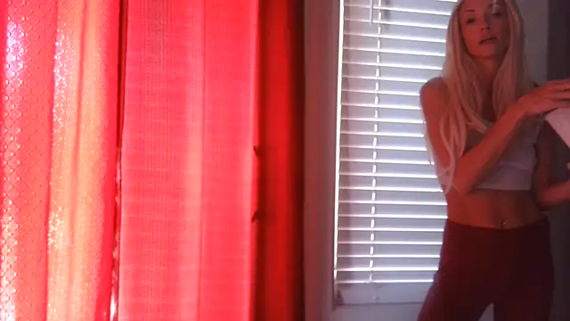 Snapshot of Wishgoddes chatting on 06-20-26, 05:49 Wishgoddes online show from 06-20-26, 05:49