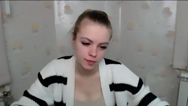 AliceFlirtt  online show from 12-23-24, 11:14