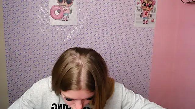 AliceFlirtt  online show from 01-08-25, 02:14