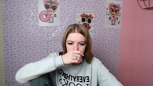 AliceFlirtt  online show from 01-09-25, 02:29