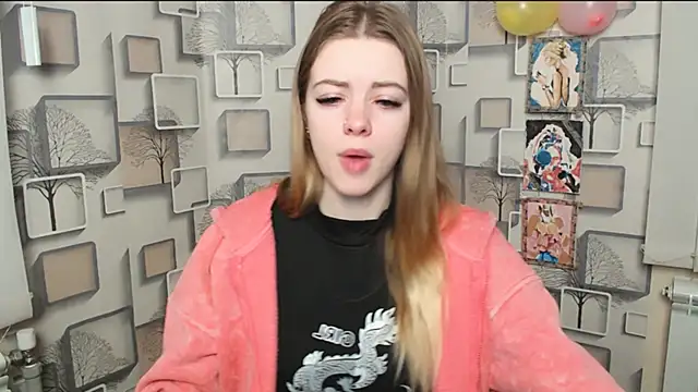 AliceFlirtt  online show from 02-15-25, 07:49