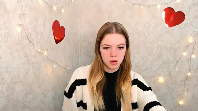 AliceFlirtt  online show from 02-21-25, 08:29