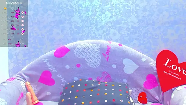 Snapshot of Vanessa_Florence chatting on 10-04-25, 01:14 Vanessa Florence online show from 10-04-25, 01:14