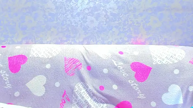 Vanessa Florence online show from 11-30-25, 01:31