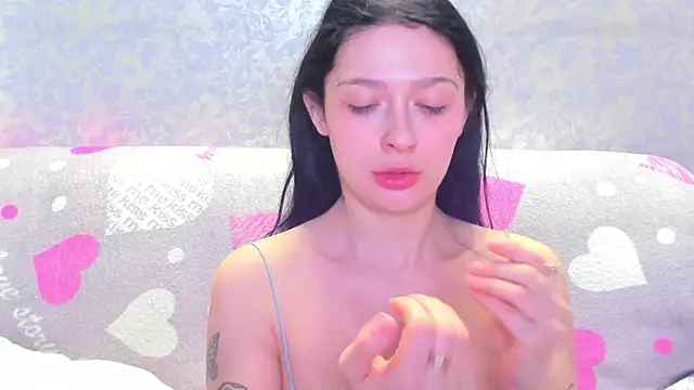 Vanessa Florence online show from 01-08-26, 01:19