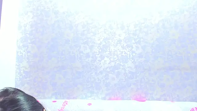 Vanessa Florence online show from 04-18-26, 01:20