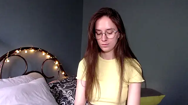 wow  kelly online show from 09-15-25, 01:33