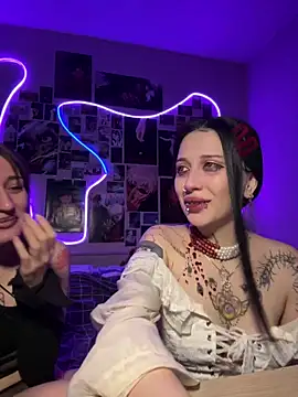 Dooubletroublee online show from 02-10-26, 03:32