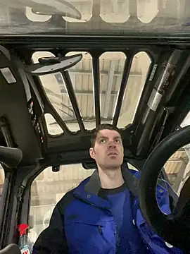 Ricoleckt online show from 03-03-25, 03:31