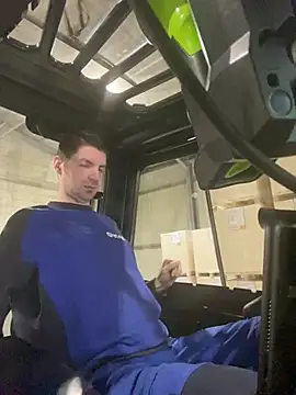 Snapshot of Ricoleckt chatting on 03-06-25, 05:54 Ricoleckt online show from 03-06-25, 05:54