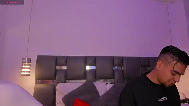 PittAndLunaa online show from 02-03-26, 12:32