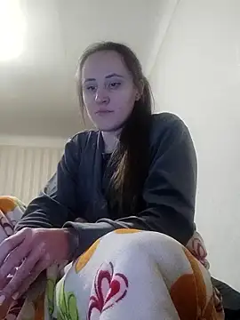 emeli moon online show from 01-19-26, 03:49