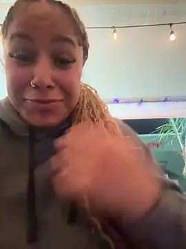 lovelymyah online show from 03-03-25, 02:58