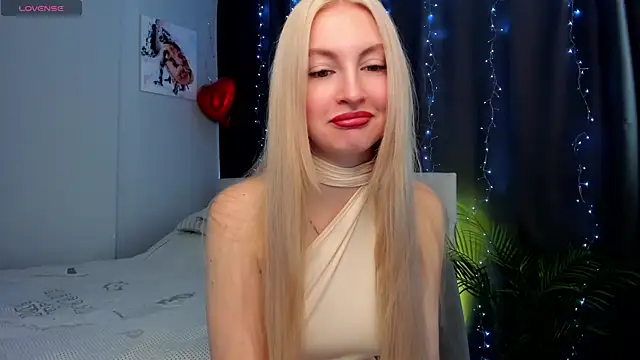 Kimmy powell online show from 10-18-25, 03:09