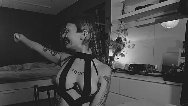 Snapshot of god_x_girl chatting on 12-12-24, 07:26 god x girl online show from 12-12-24, 07:26