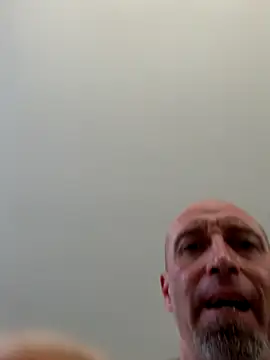 El Gizmo online show from 10-20-25, 04:51