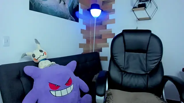 Angel Dust18 online show from 12-15-24, 10:58