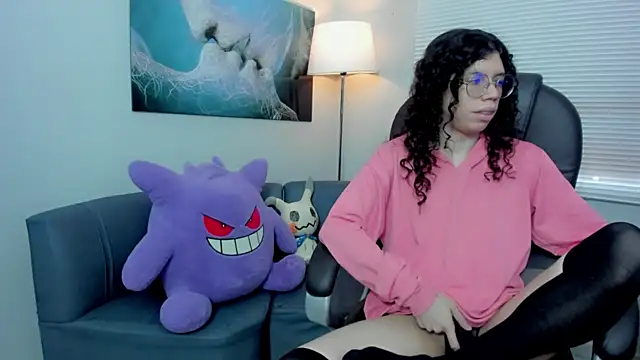 Angel Dust18 online show from 10-31-25, 03:13