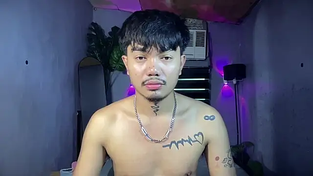 Snapshot of cutievrinx chatting on 12-02-25, 06:19 cutievrinx online show from 12-02-25, 06:19