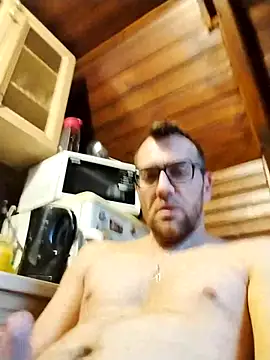 tomee83 online show from 12-05-25, 06:44