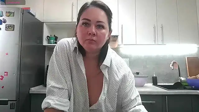 JuliaMorganss online show from 03-28-26, 10:59