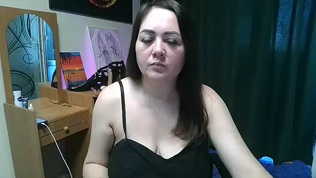 JuliaMorganss online show from 06-19-26, 05:12