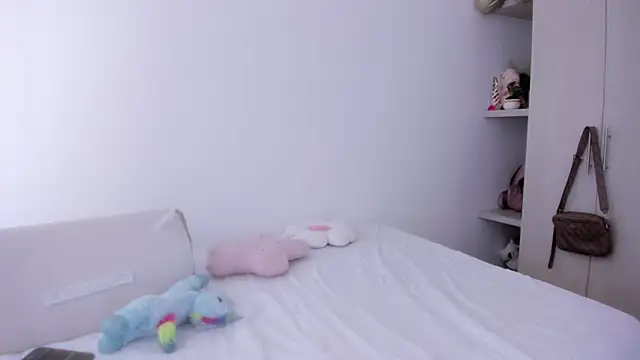 analia collins online show from 09-25-25, 01:37