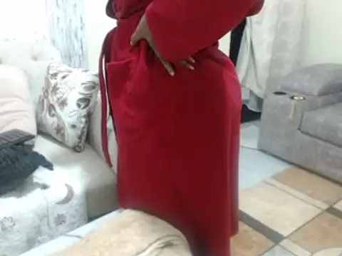 Snapshot of ladyshasha chatting on 11-01-25, 05:42 ladyshasha online show from 11-01-25, 05:42