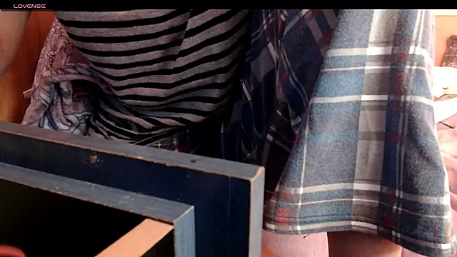 Snapshot of Perversdemlni chatting on 02-22-25, 11:57 Perversdemlni online show from 02-22-25, 11:57