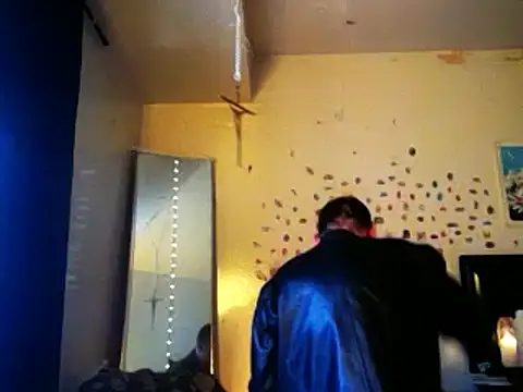 Snapshot of DaddyQuimHot chatting on 12-14-24, 10:34 DaddyQuimHot online show from 12-14-24, 10:34