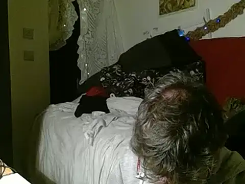 Snapshot of DaddyQuimHot chatting on 11-05-25, 12:10 DaddyQuimHot online show from 11-05-25, 12:10