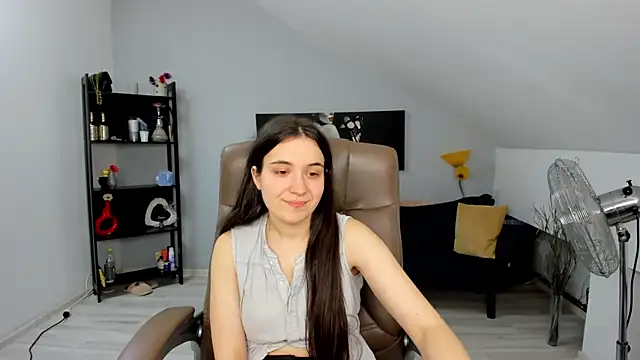 MelissaWiliam online show from 12-17-24, 06:42