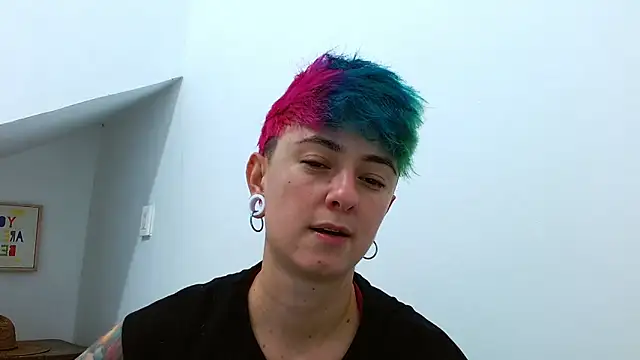 tomboyblue online show from 11-07-25, 03:39